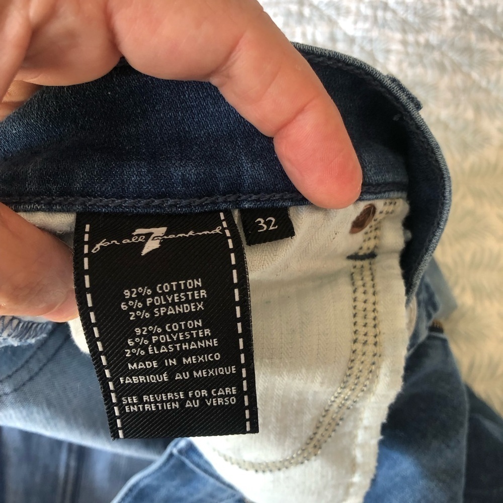7 for All Mankind size 32. - Picture 6 of 11